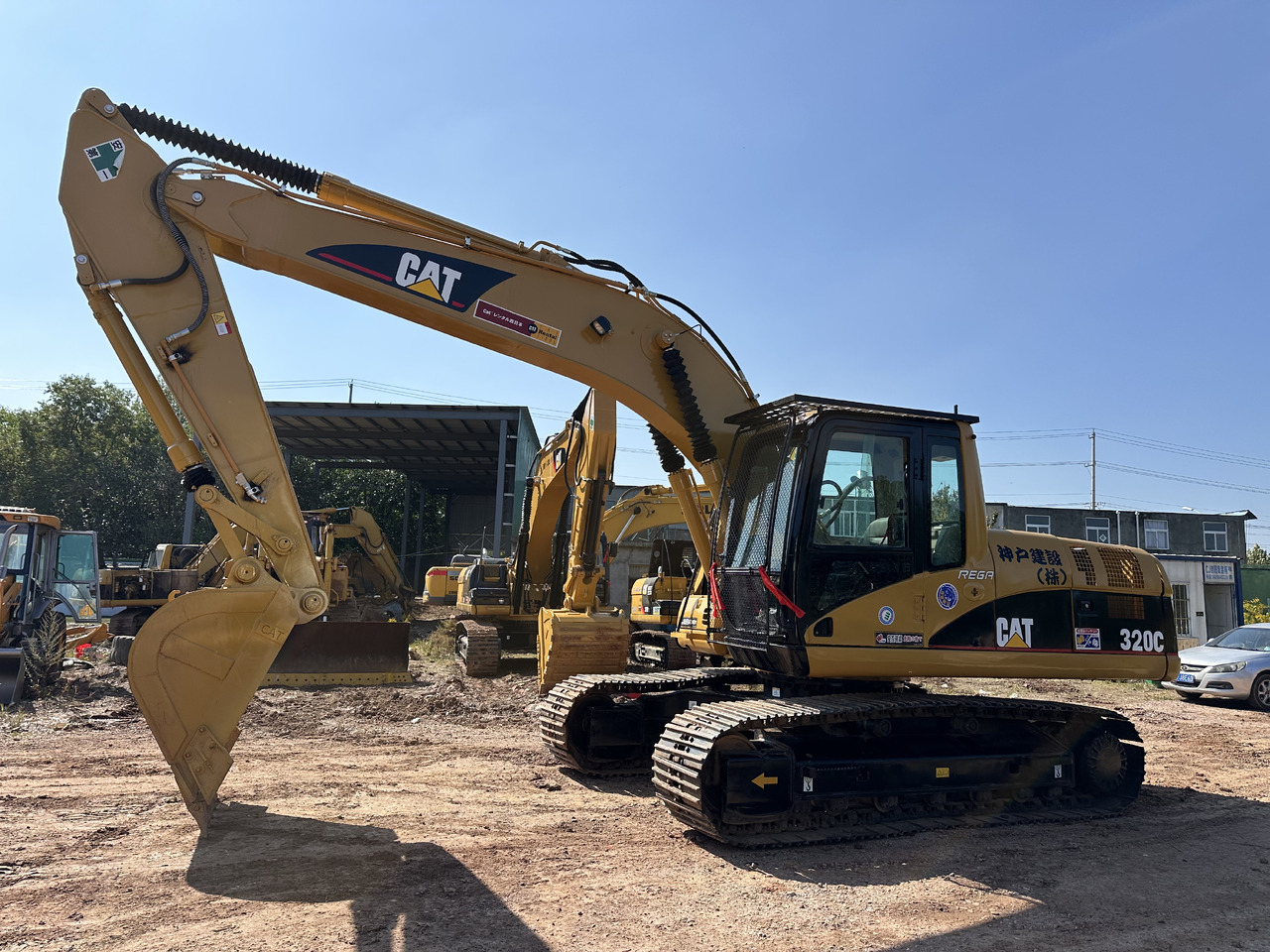 CATERPILLAR 320CL - حفار زاحف: صورة 1 CATERPILLAR 320CL - حفار زاحف: صورة 1