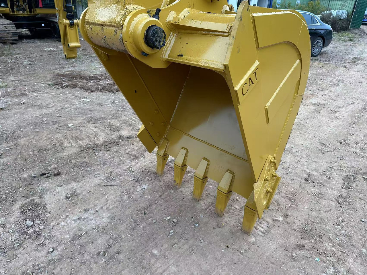 حفار زاحف CATERPILLAR 320C: صورة 10