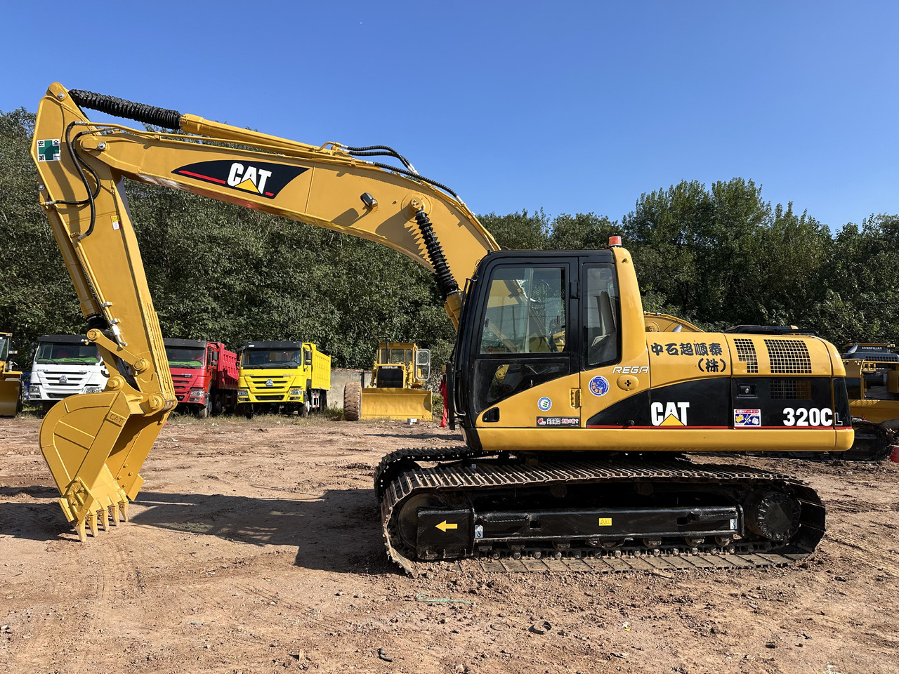 CATERPILLAR 320C - حفار زاحف: صورة 2 CATERPILLAR 320C - حفار زاحف: صورة 2