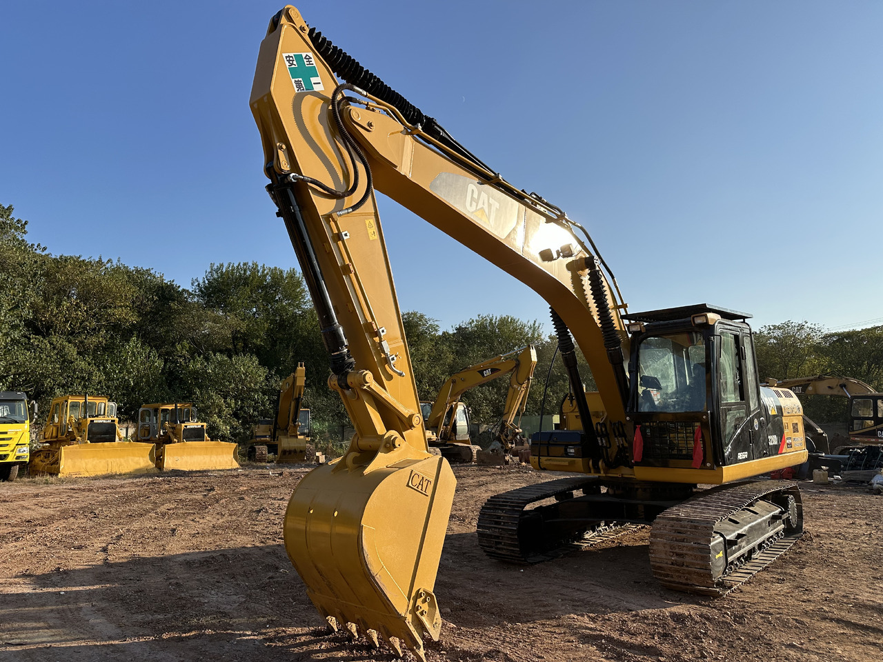 CATERPILLAR 320DL - حفار زاحف: صورة 4 CATERPILLAR 320DL - حفار زاحف: صورة 4