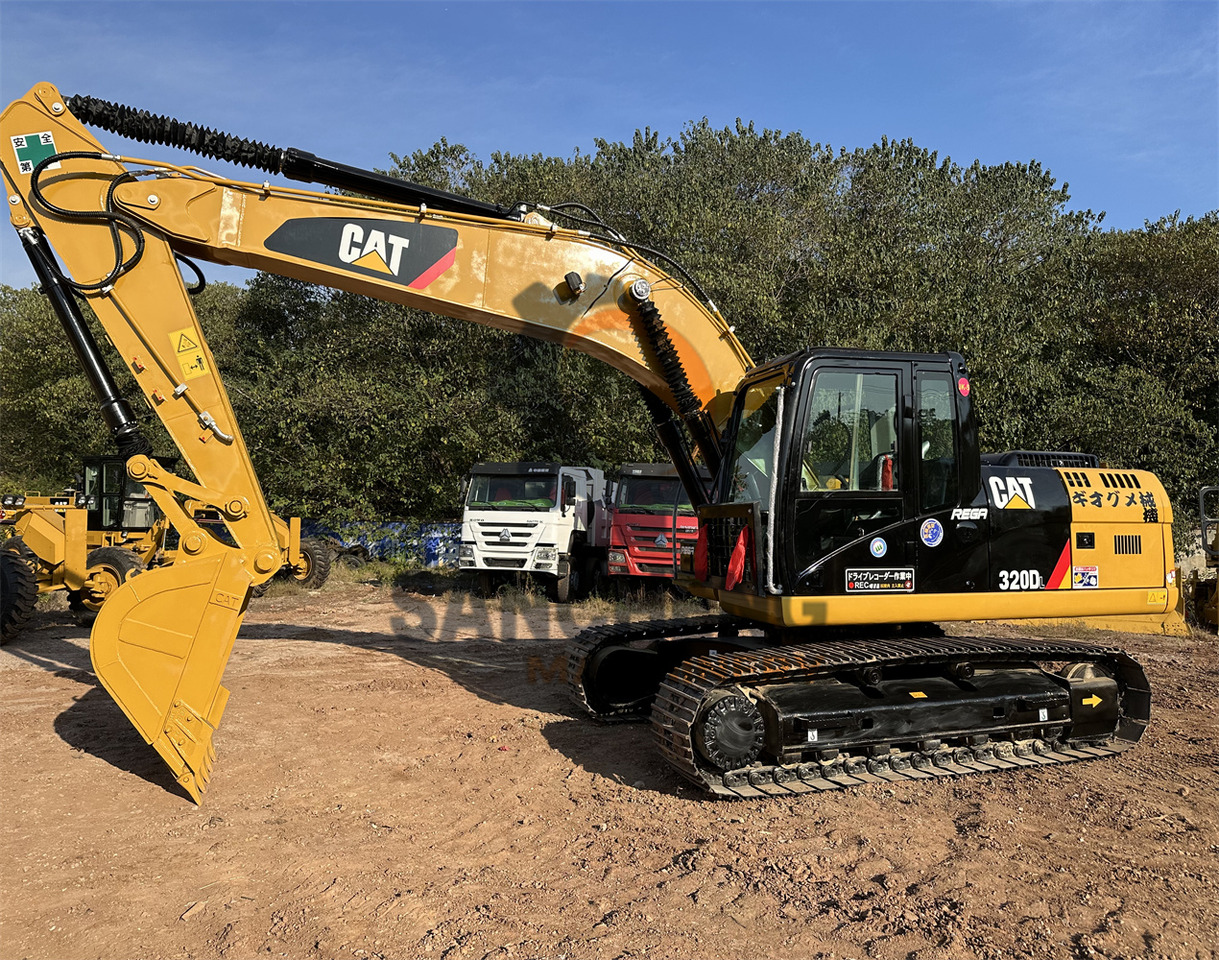 CATERPILLAR 320DL - حفار زاحف: صورة 2 CATERPILLAR 320DL - حفار زاحف: صورة 2