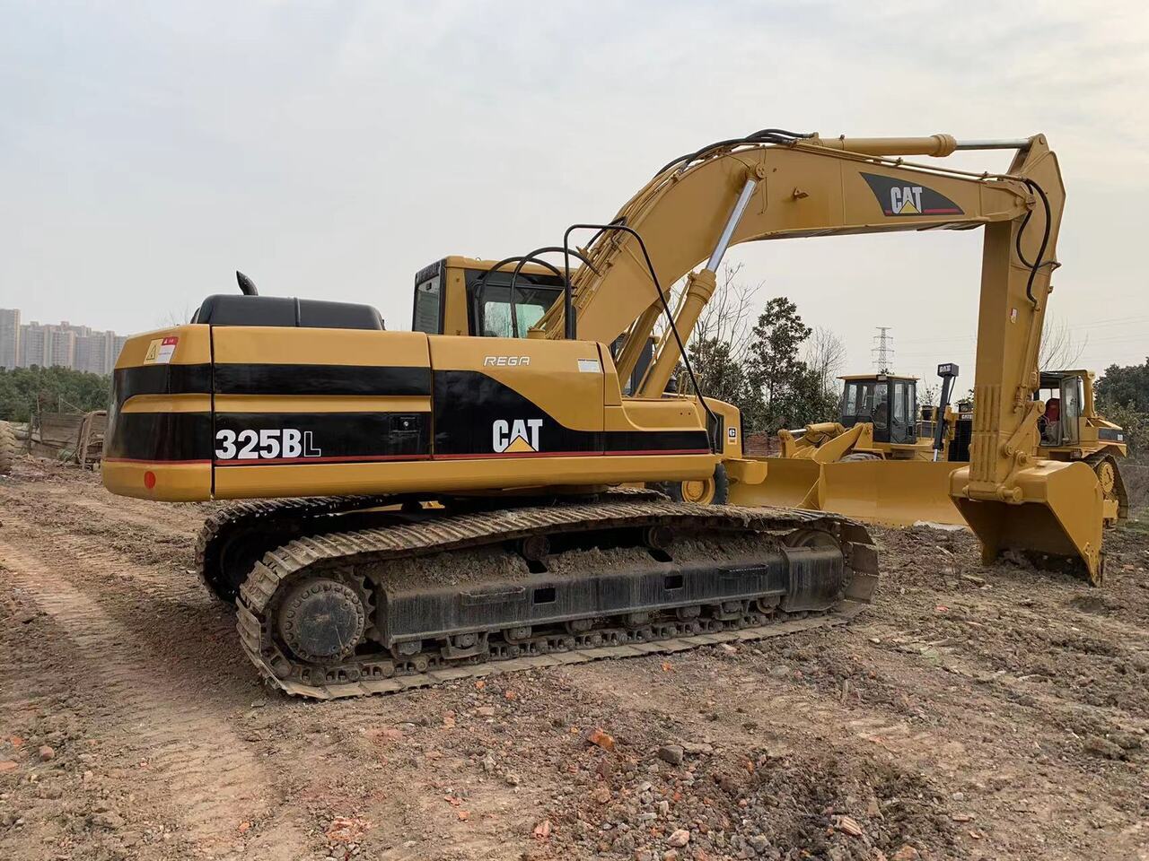 CATERPILLAR 325BL - حفّار: صورة 1 CATERPILLAR 325BL - حفّار: صورة 1