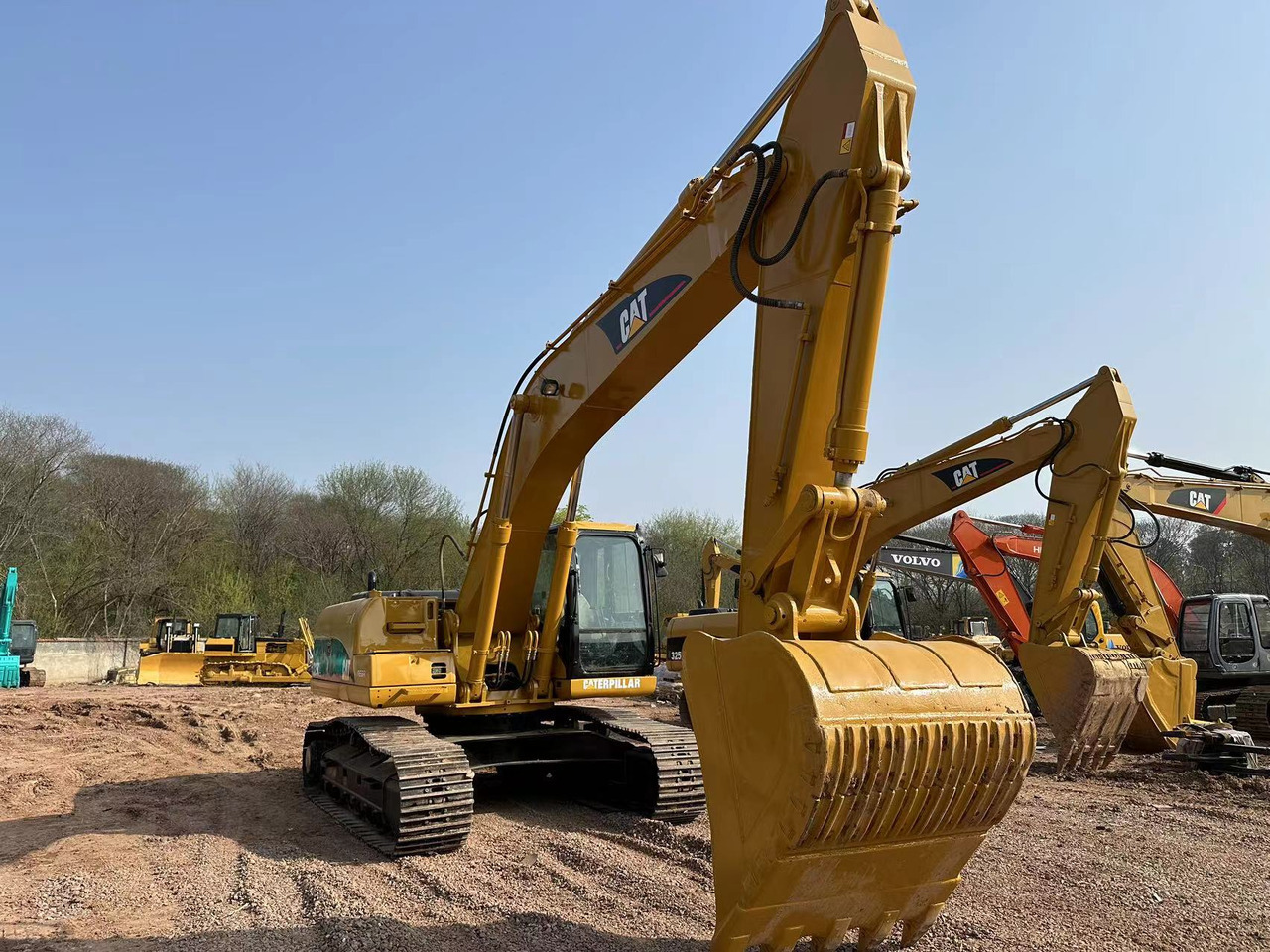 CATERPILLAR 325C - حفار زاحف: صورة 3 CATERPILLAR 325C - حفار زاحف: صورة 3