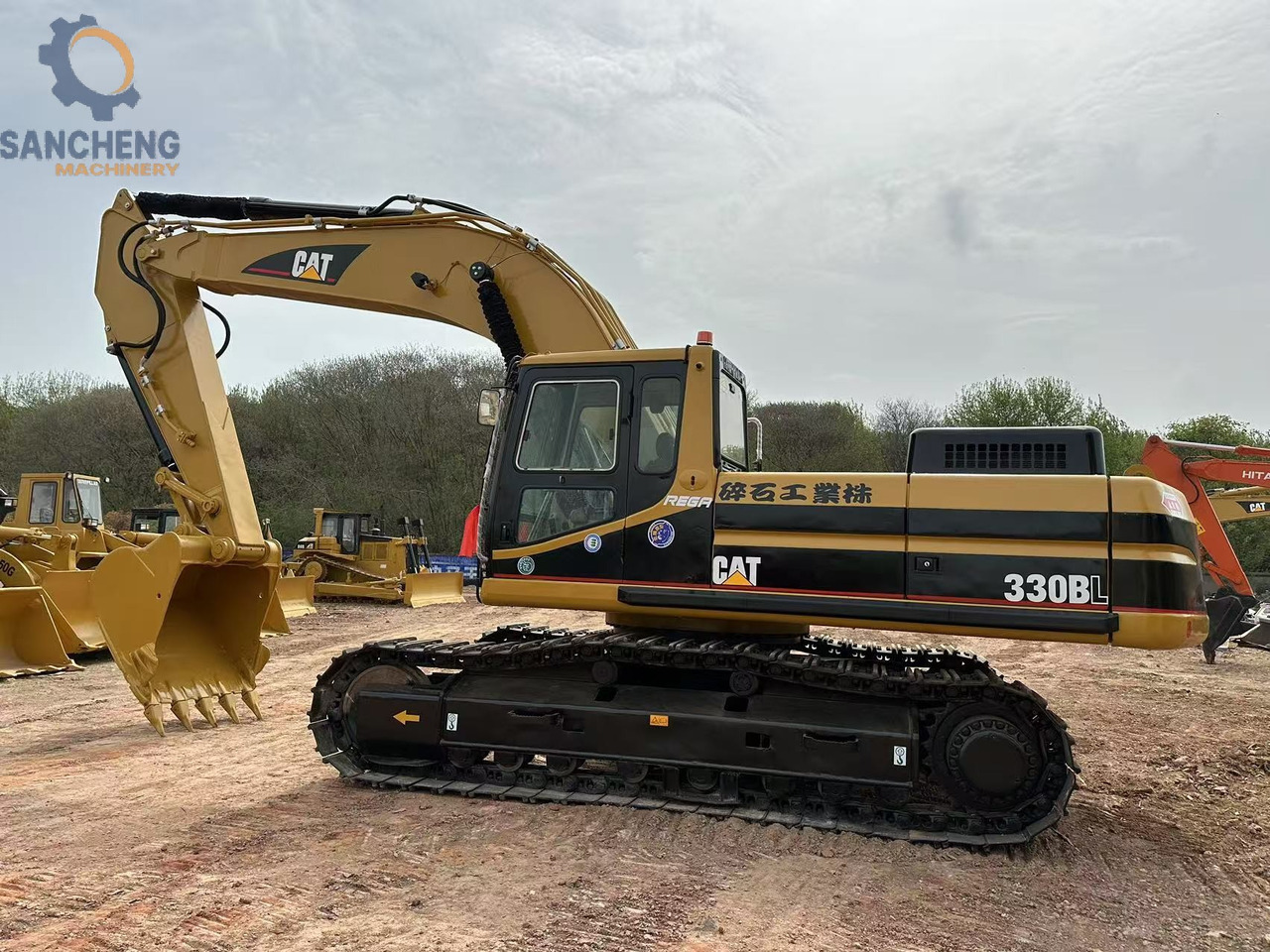 CATERPILLAR 330BL - حفار زاحف: صورة 5 CATERPILLAR 330BL - حفار زاحف: صورة 5