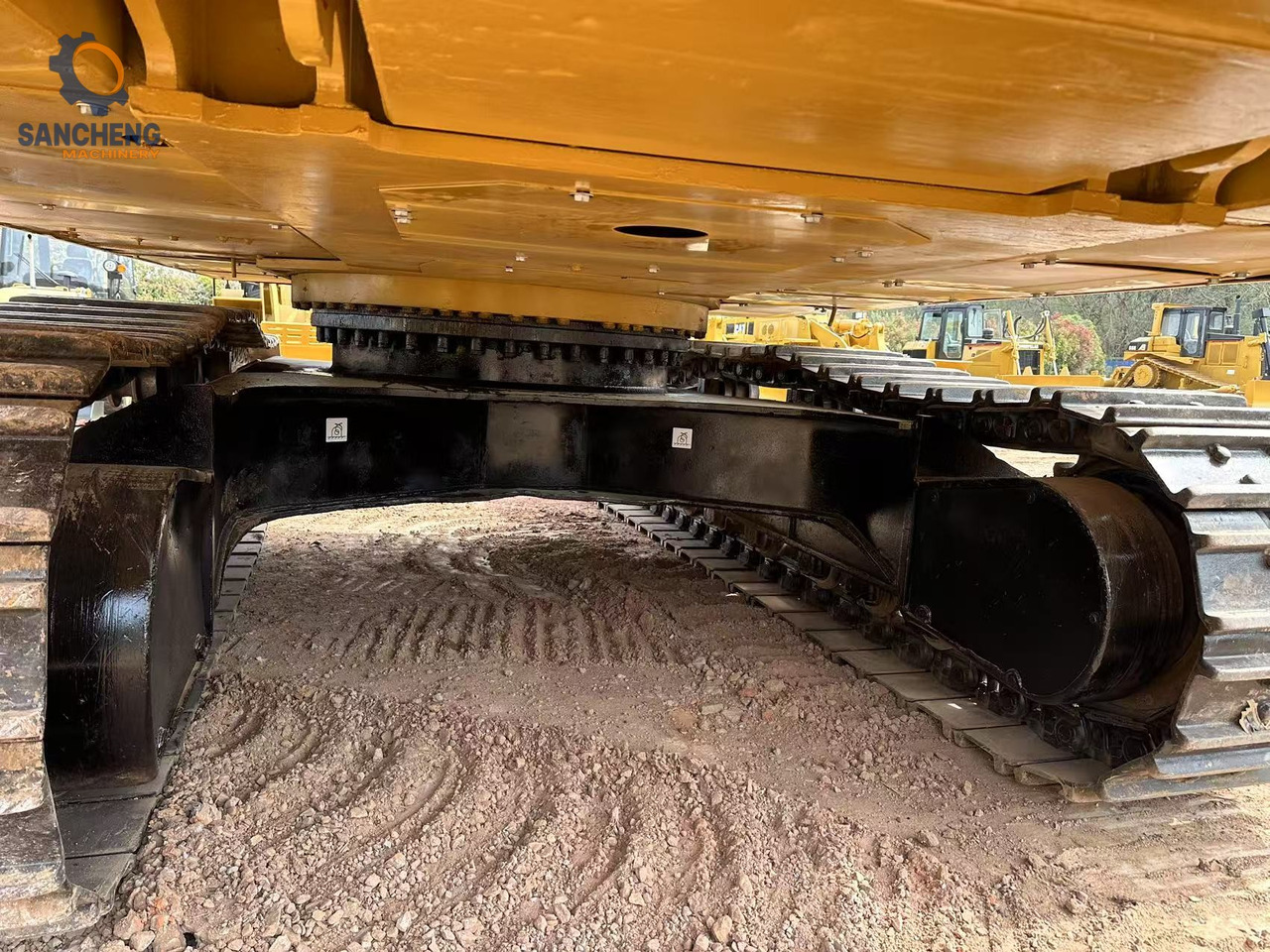 حفار زاحف CATERPILLAR 330BL: صورة 10 حفار زاحف CATERPILLAR 330BL: صورة 10