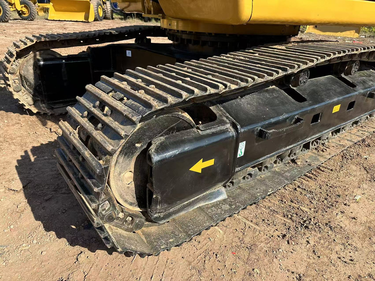 حفّار CATERPILLAR 330C: صورة 10