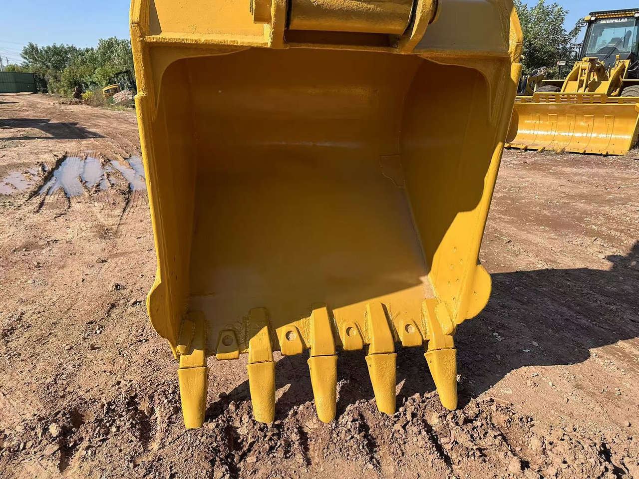 حفّار CATERPILLAR 330C: صورة 13