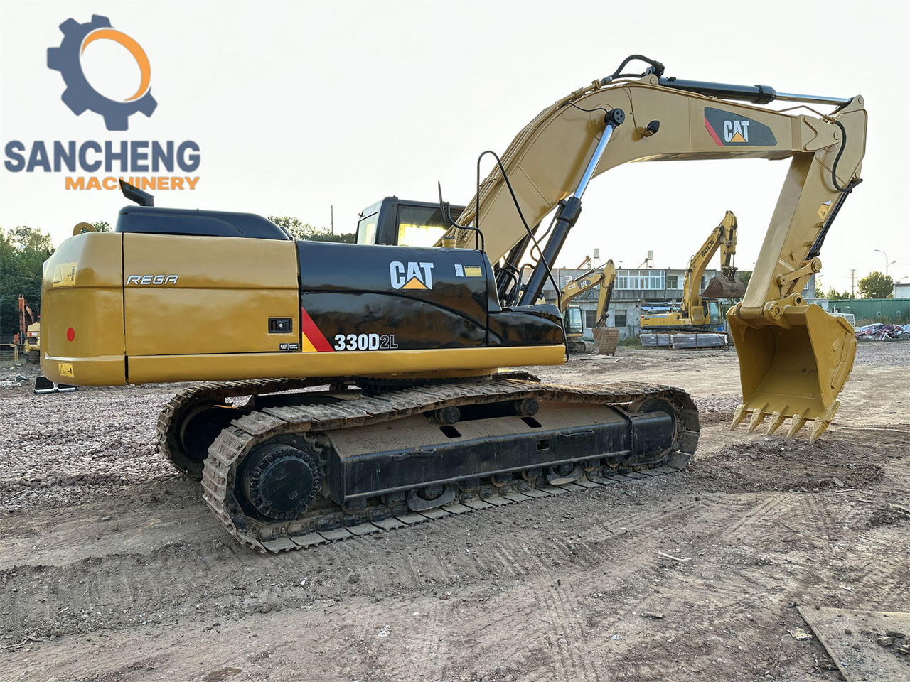 CATERPILLAR 330D2L - حفار زاحف: صورة 2 CATERPILLAR 330D2L - حفار زاحف: صورة 2