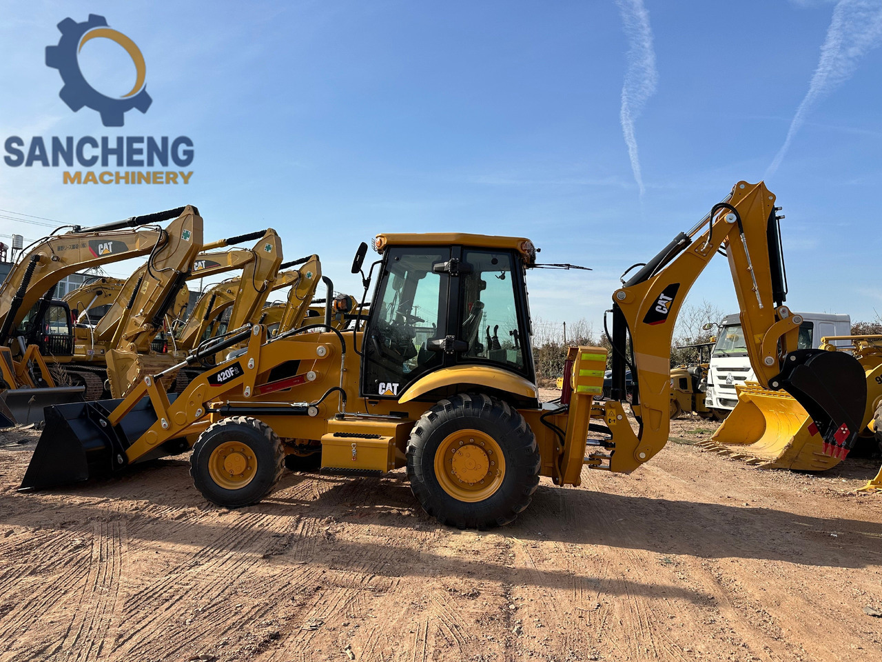 CATERPILLAR 420F2 - لودر ذو محراث خلفي/ باكهو: صورة 1 CATERPILLAR 420F2 - لودر ذو محراث خلفي/ باكهو: صورة 1