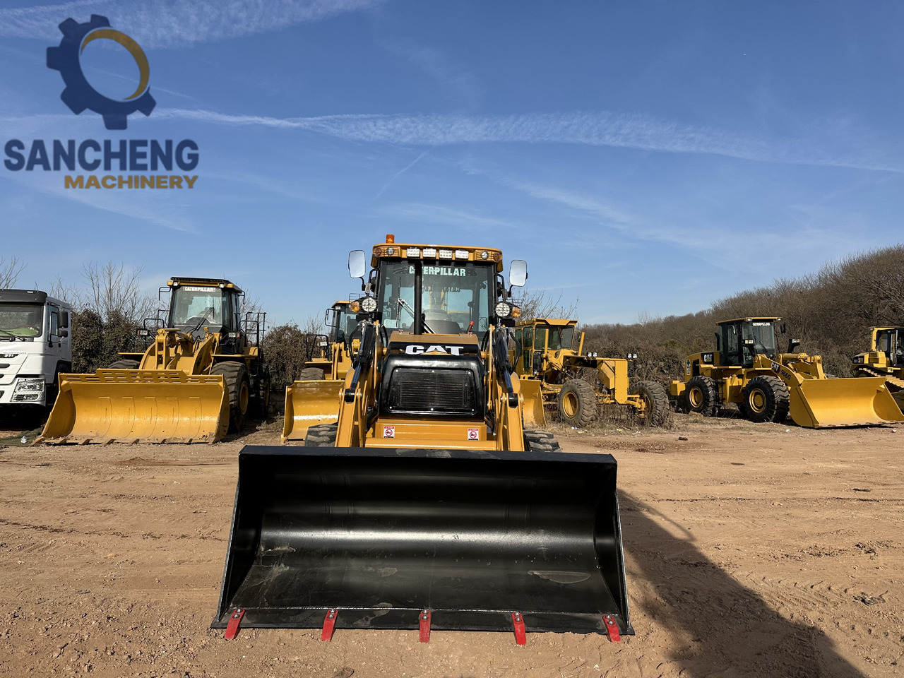 CATERPILLAR 420F2 - لودر ذو محراث خلفي/ باكهو: صورة 3 CATERPILLAR 420F2 - لودر ذو محراث خلفي/ باكهو: صورة 3
