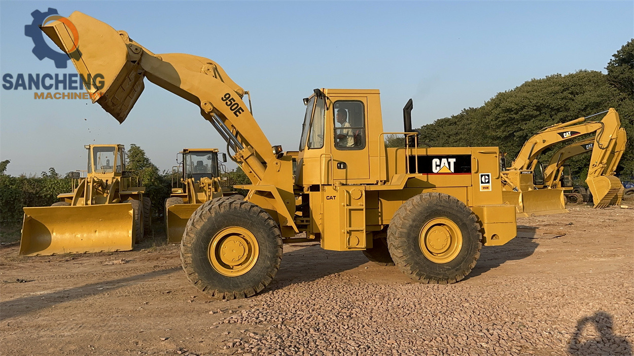 CATERPILLAR 950E - اللودر بعجل: صورة 1 CATERPILLAR 950E - اللودر بعجل: صورة 1