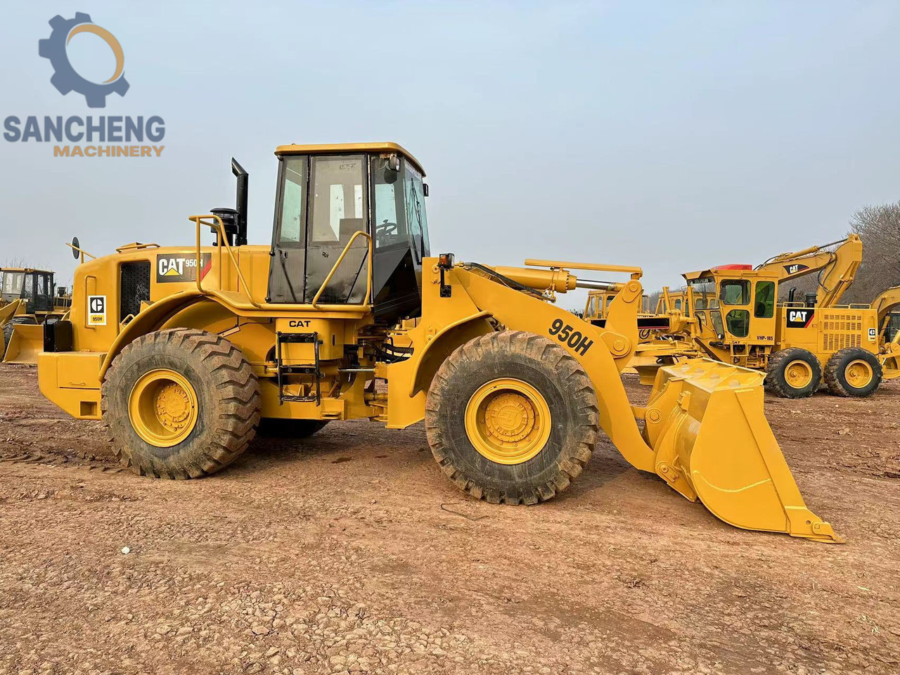 CATERPILLAR 950H - اللودر بعجل: صورة 1 CATERPILLAR 950H - اللودر بعجل: صورة 1
