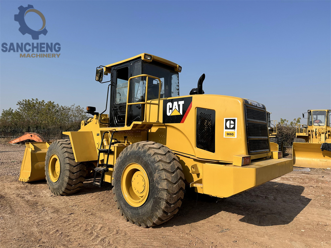 اللودر بعجل CATERPILLAR 966G: صورة 6