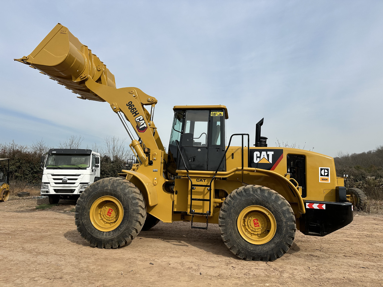 CATERPILLAR 966H - اللودر بعجل: صورة 2 CATERPILLAR 966H - اللودر بعجل: صورة 2