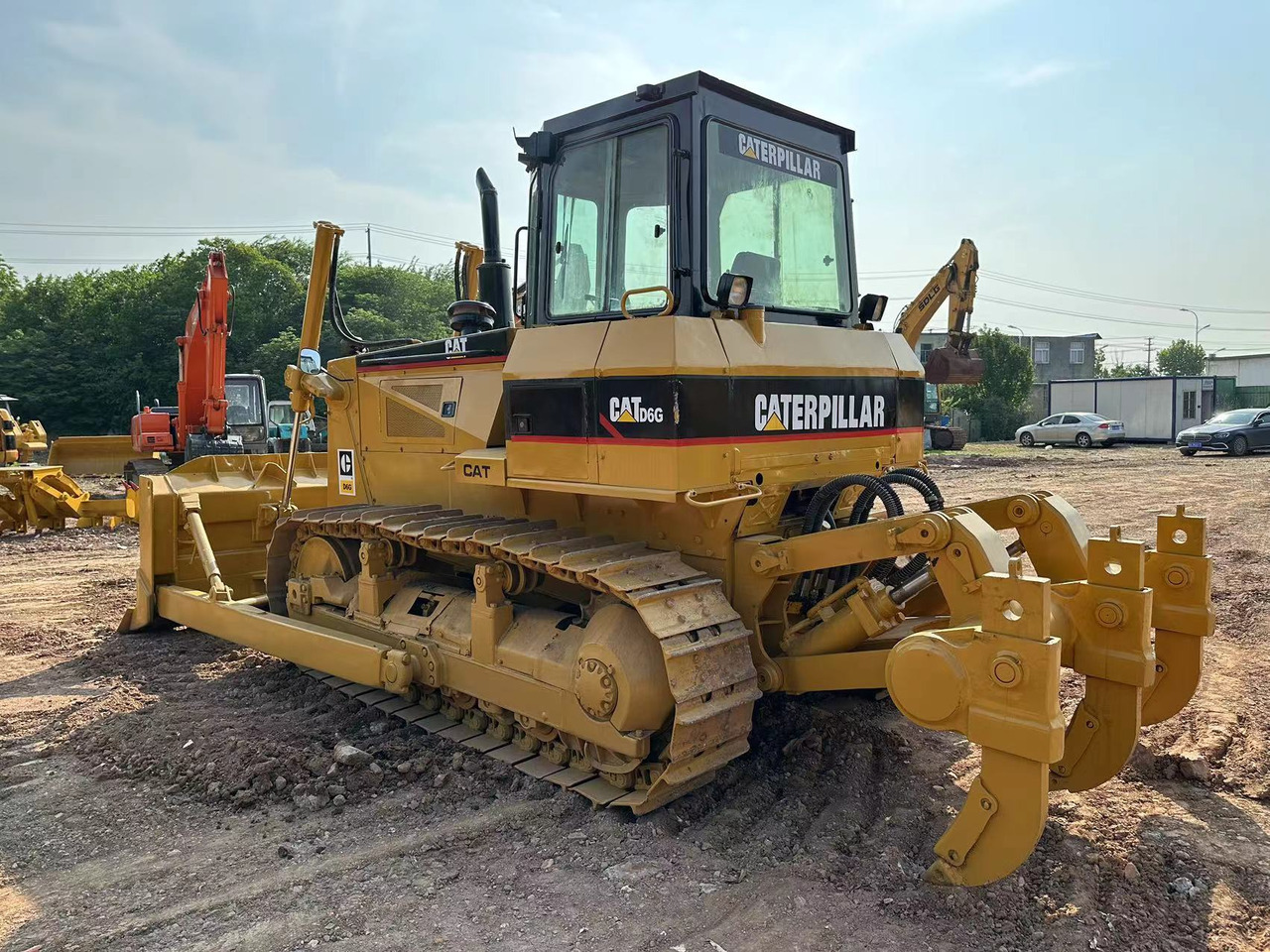 CATERPILLAR D6G Crawler Dozer - بلدوزر: صورة 1 CATERPILLAR D6G Crawler Dozer - بلدوزر: صورة 1