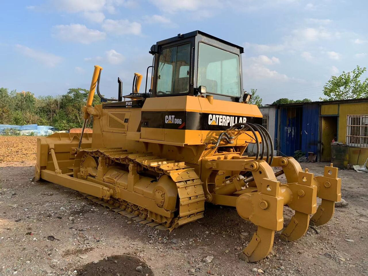 CATERPILLAR D6G - بلدوزر: صورة 1 CATERPILLAR D6G - بلدوزر: صورة 1
