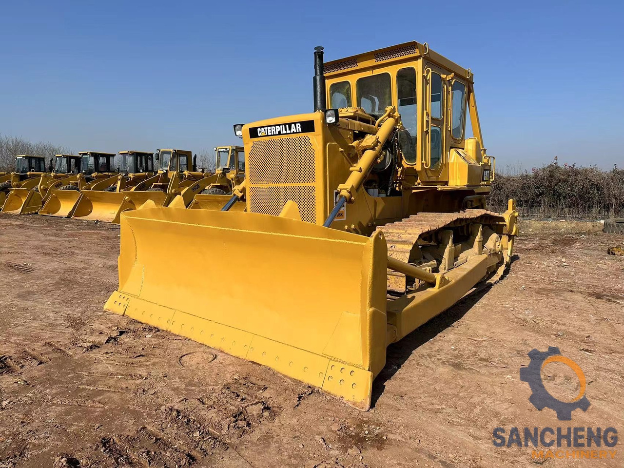 CATERPILLAR D8K - بلدوزر: صورة 4 CATERPILLAR D8K - بلدوزر: صورة 4