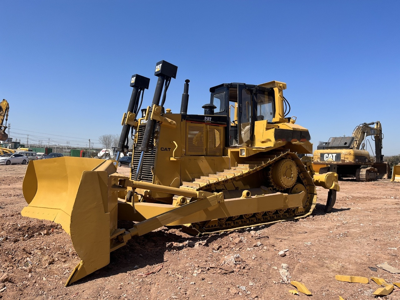 بلدوزر CATERPILLAR D8R: صورة 9