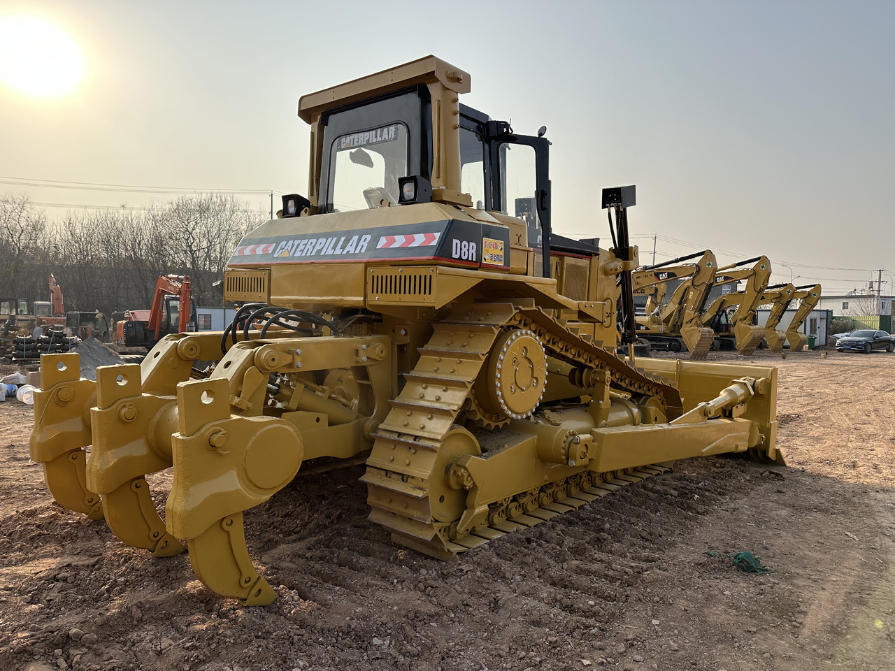 CATERPILLAR D8R - بلدوزر: صورة 2 CATERPILLAR D8R - بلدوزر: صورة 2