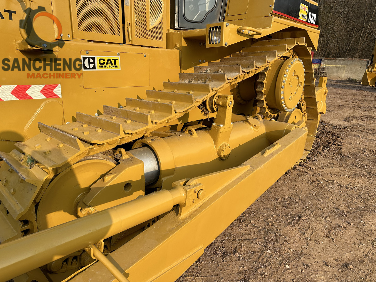 CATERPILLAR D8R - بلدوزر: صورة 5 CATERPILLAR D8R - بلدوزر: صورة 5