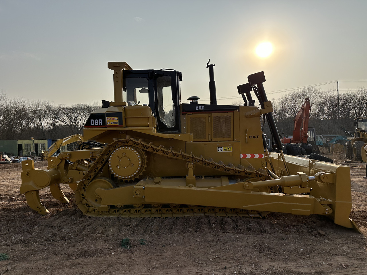 بلدوزر CATERPILLAR D8R: صورة 6