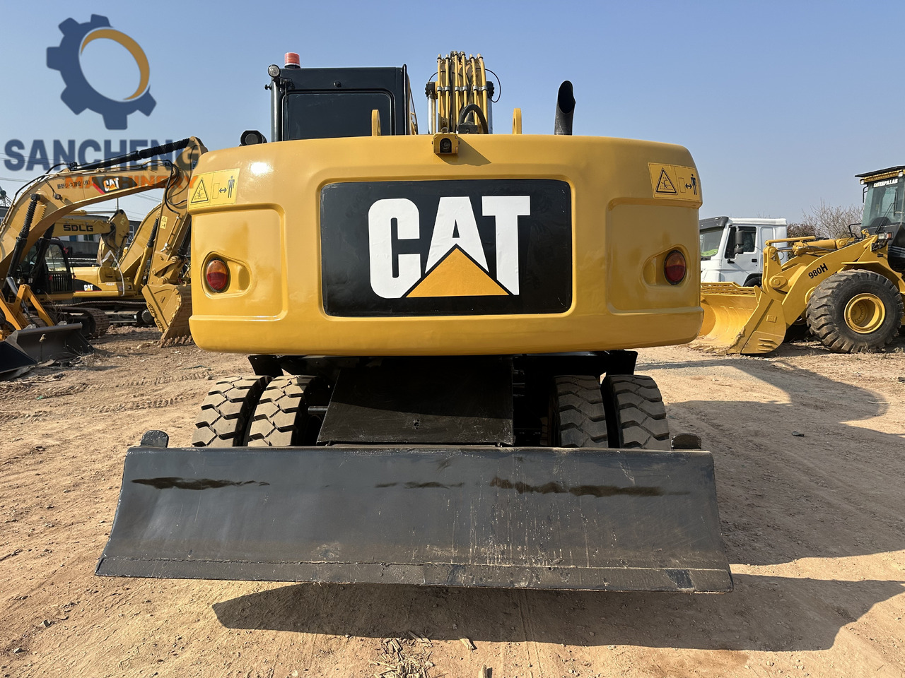 CATERPILLAR M320D2 - حفار ذو عجلات: صورة 3 CATERPILLAR M320D2 - حفار ذو عجلات: صورة 3