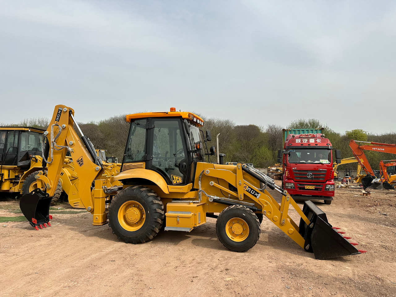 JCB 3CX - لودر ذو محراث خلفي/ باكهو: صورة 1 JCB 3CX - لودر ذو محراث خلفي/ باكهو: صورة 1