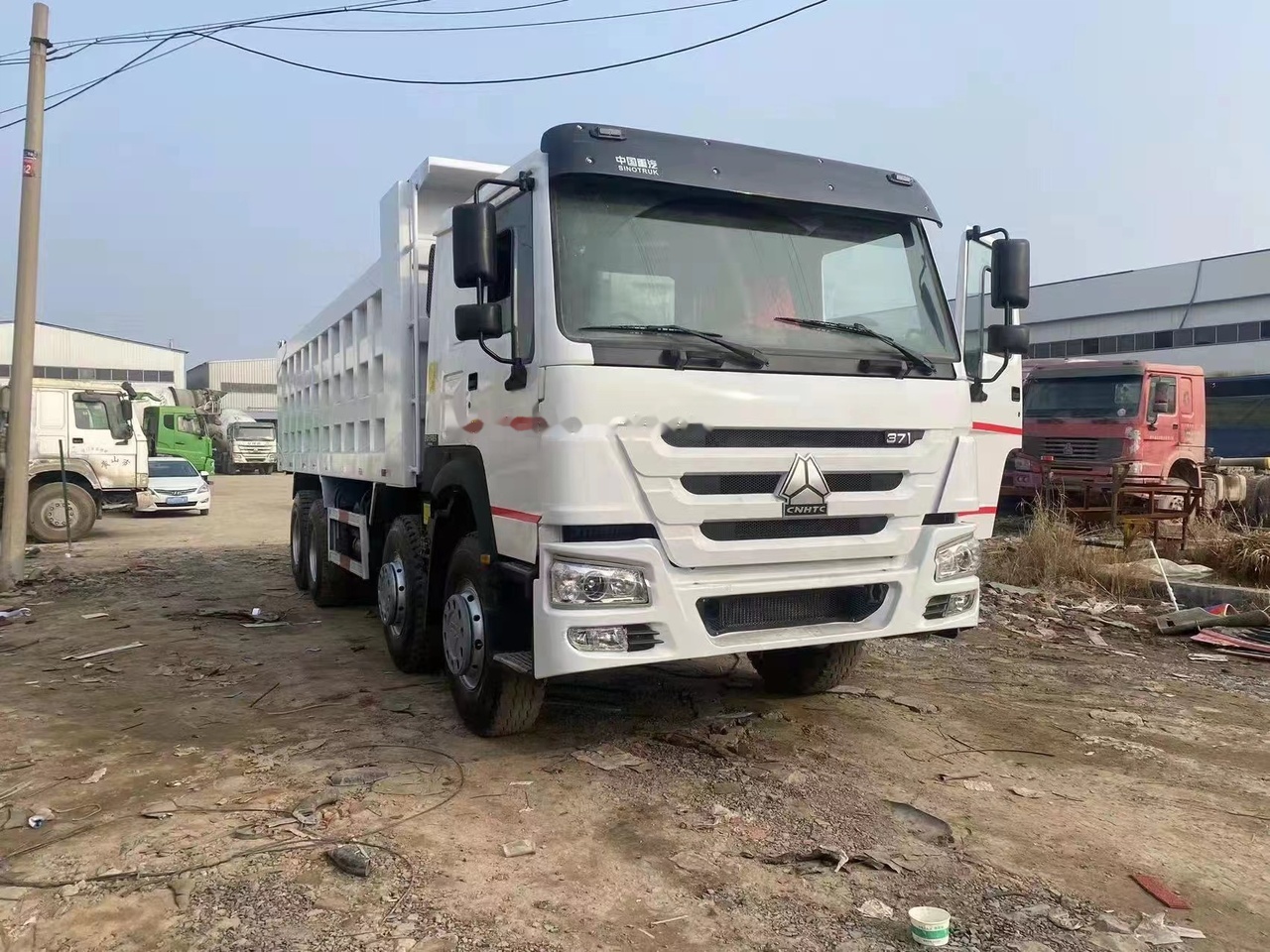 SINOTRUK HOWO 371 Tipper truck - شاحنة قلاب: صورة 3 SINOTRUK HOWO 371 Tipper truck - شاحنة قلاب: صورة 3