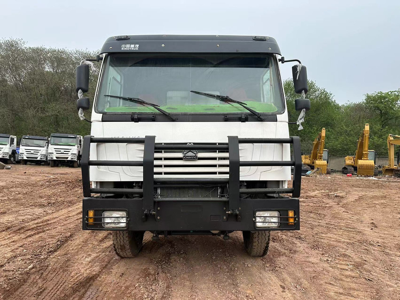 SINOTRUK HOWO 371 with Bumper - شاحنة قلاب: صورة 3 SINOTRUK HOWO 371 with Bumper - شاحنة قلاب: صورة 3