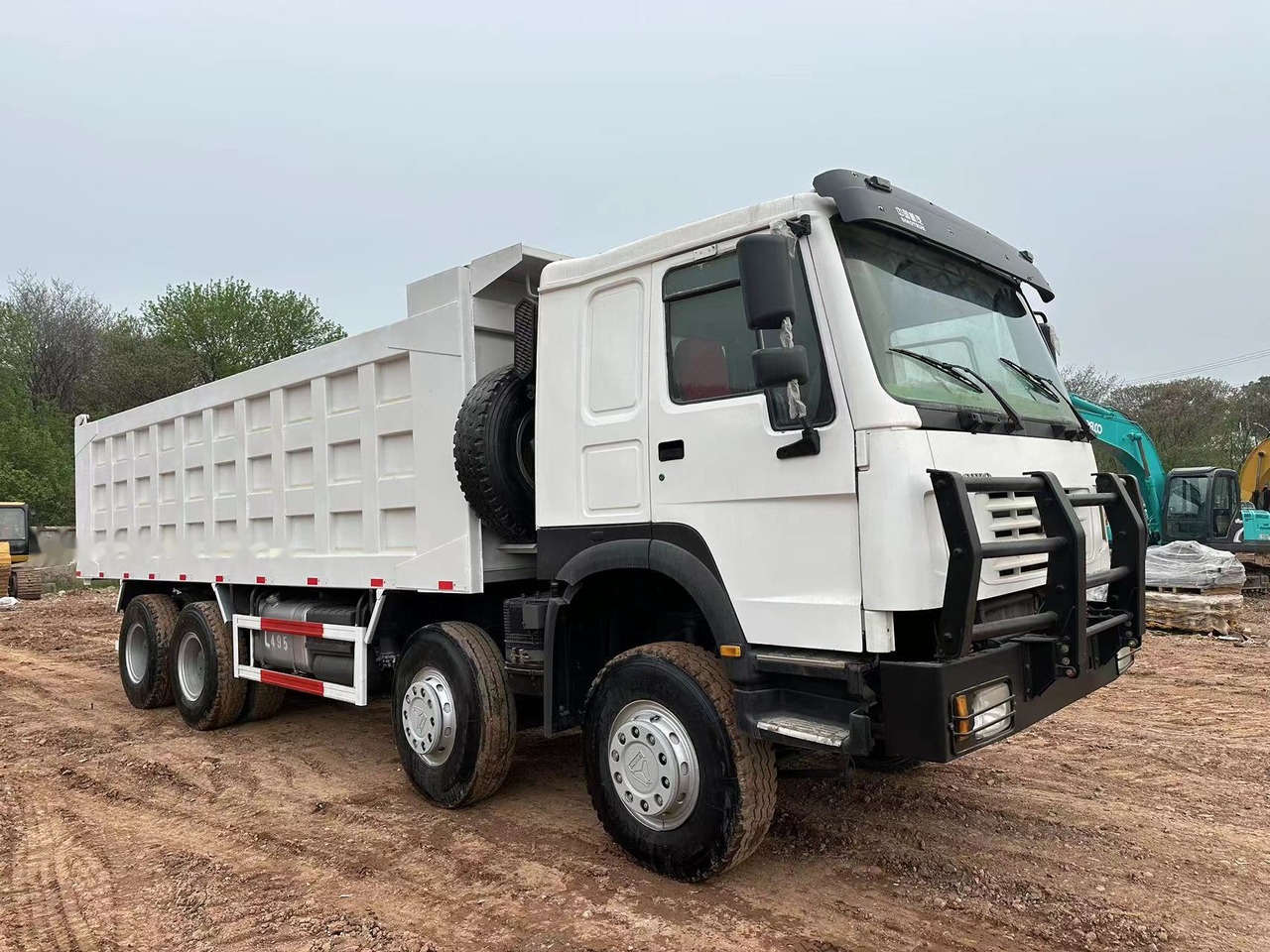 SINOTRUK HOWO 371 with Bumper - شاحنة قلاب: صورة 4 SINOTRUK HOWO 371 with Bumper - شاحنة قلاب: صورة 4