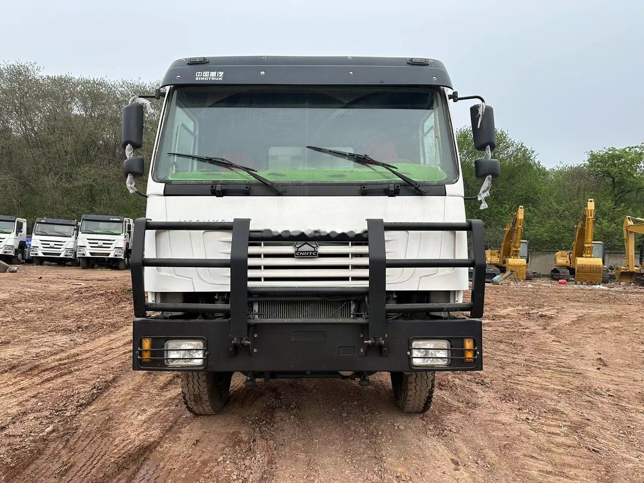 SINOTRUK HOWO 371 with Bumper - شاحنة قلاب: صورة 2 SINOTRUK HOWO 371 with Bumper - شاحنة قلاب: صورة 2