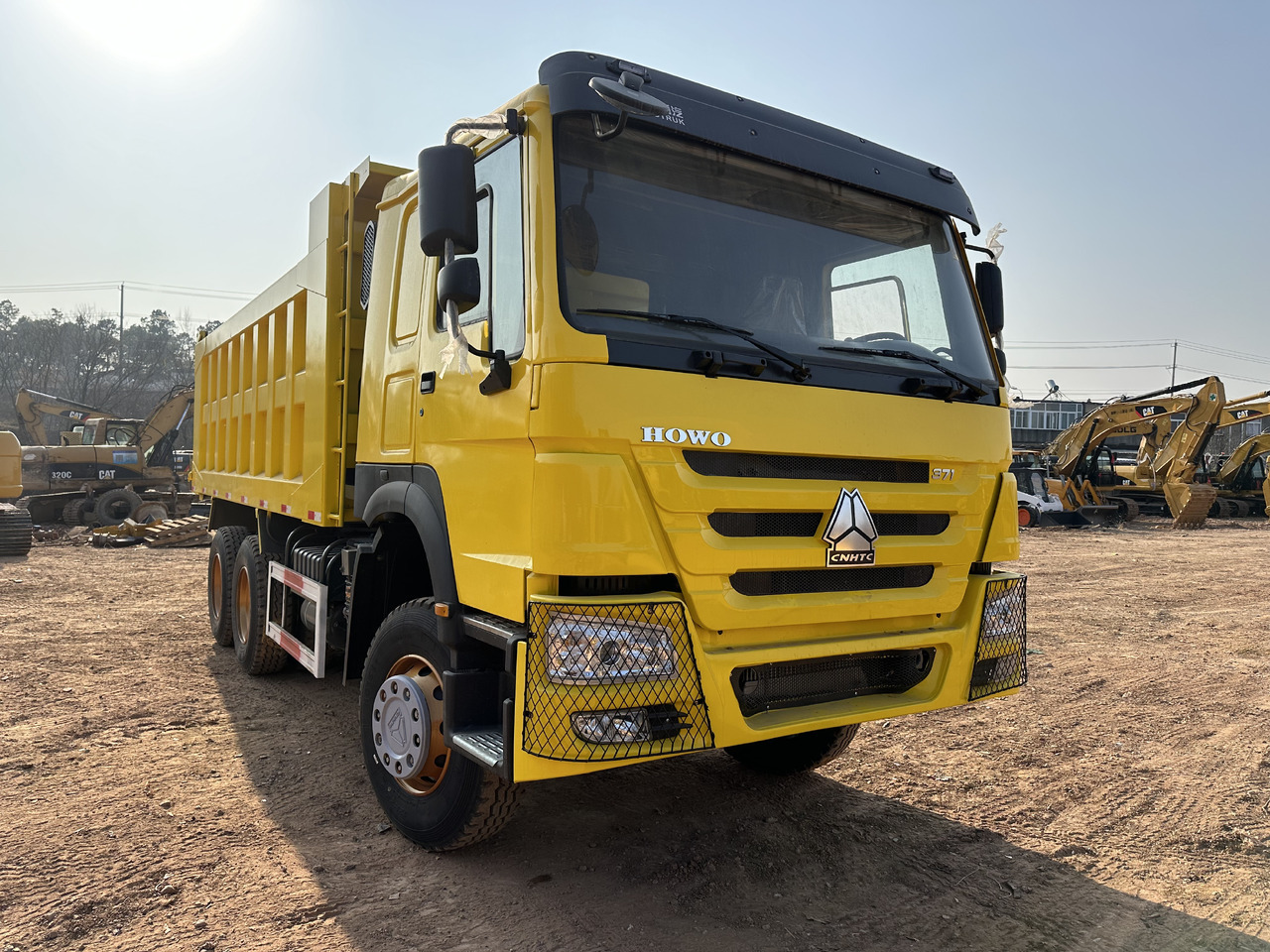 SINOTRUK HOWO 371 - شاحنة قلاب: صورة 1 SINOTRUK HOWO 371 - شاحنة قلاب: صورة 1