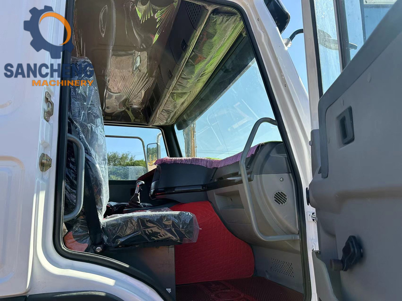 رأس تريلا SINOTRUK HOWO Truck Head 371: صورة 9 رأس تريلا SINOTRUK HOWO Truck Head 371: صورة 9