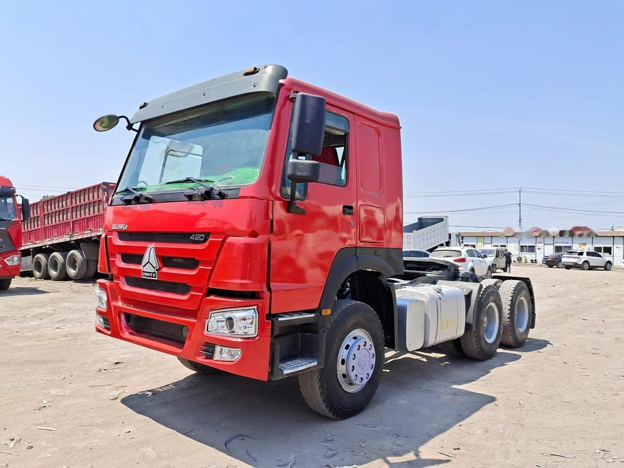 SINOTRUK Howo tractor unit 420hp 6x4 - رأس تريلا: صورة 2 SINOTRUK Howo tractor unit 420hp 6x4 - رأس تريلا: صورة 2