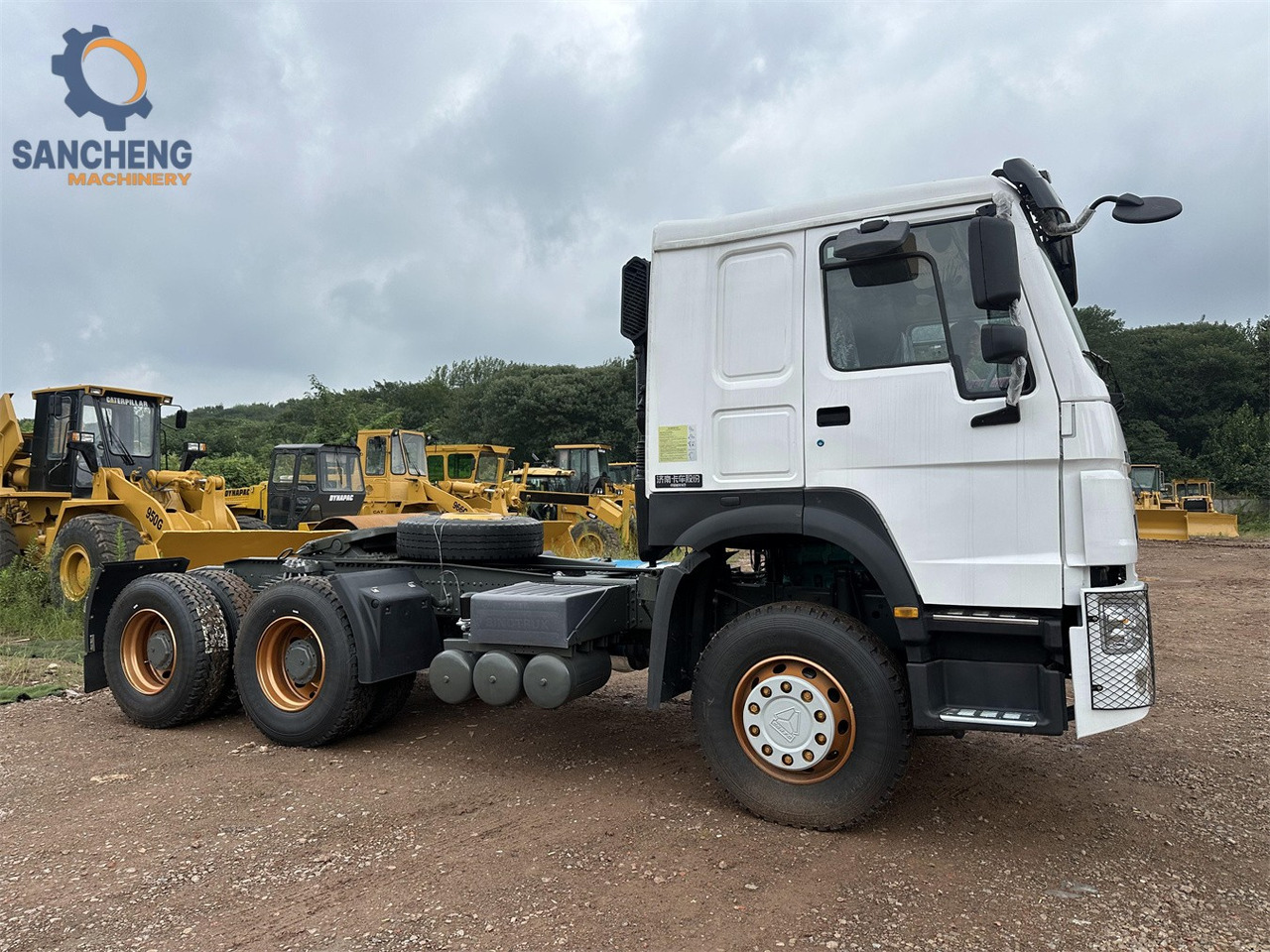 SINOTRUK Howo tractor unit 420hp - مقطورة السحب: صورة 2 SINOTRUK Howo tractor unit 420hp - مقطورة السحب: صورة 2