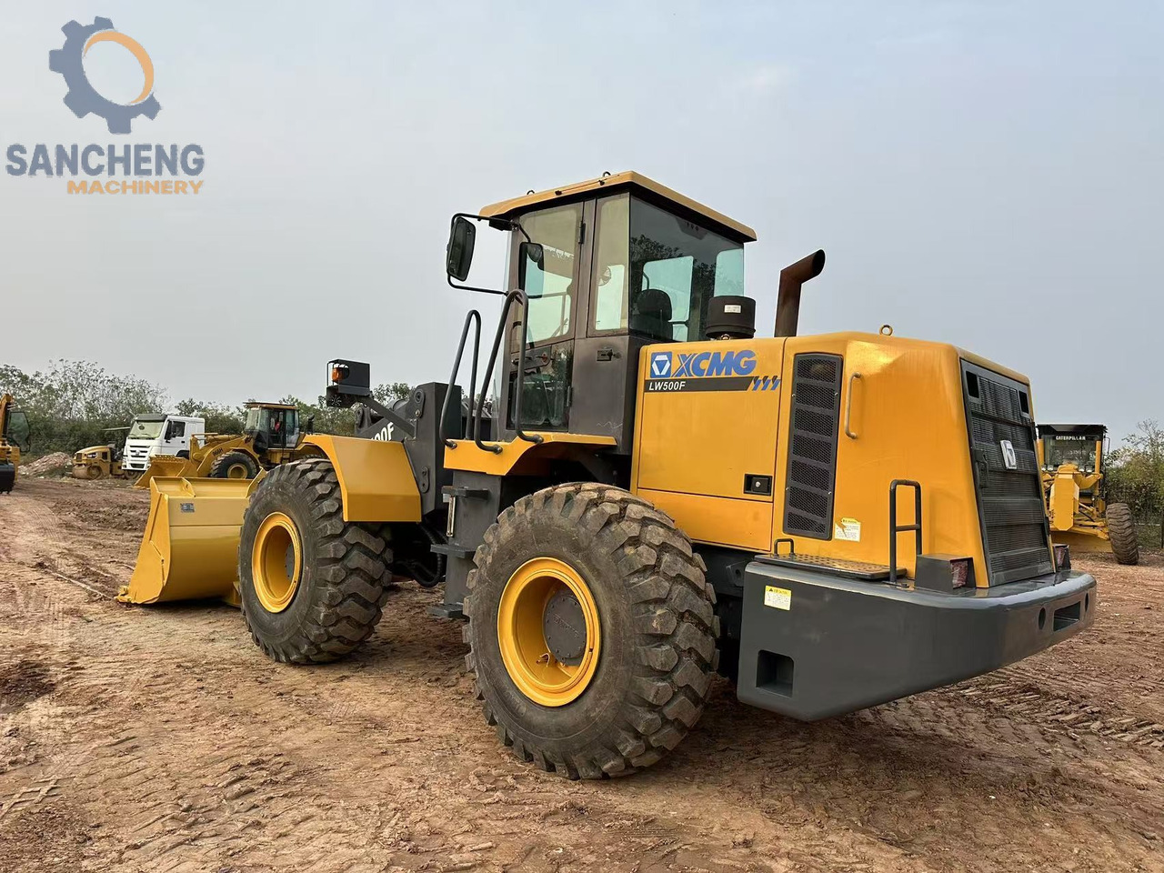 XCMG LW500F - اللودر بعجل: صورة 4 XCMG LW500F - اللودر بعجل: صورة 4
