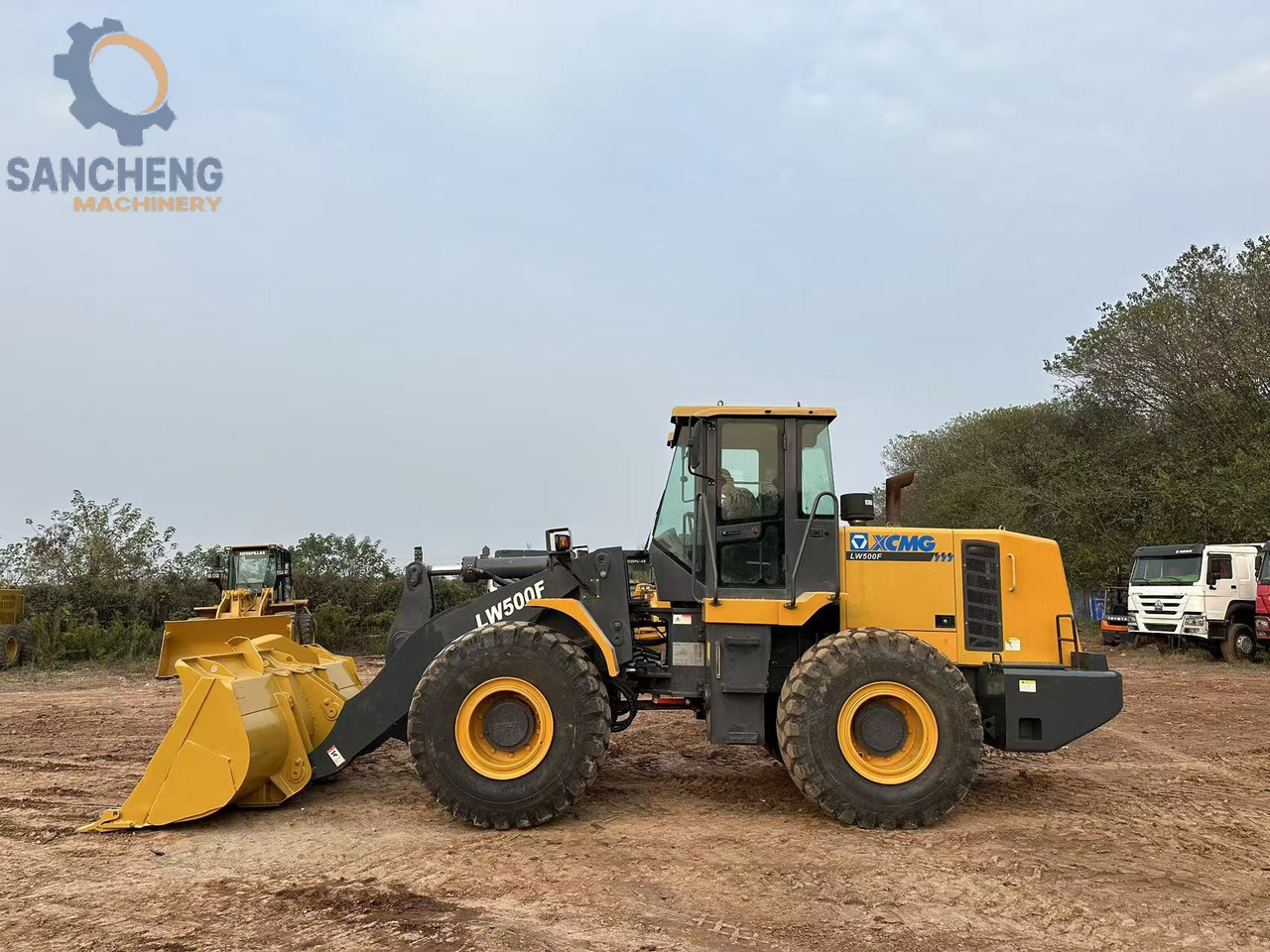 XCMG LW500F - اللودر بعجل: صورة 5 XCMG LW500F - اللودر بعجل: صورة 5