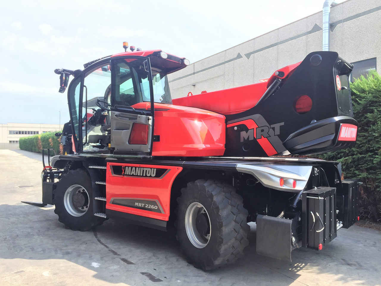 Manitou MRT 2260 VISION+ - آلة رفع ونقل تلسكوبية: صورة 3 Manitou MRT 2260 VISION+ - آلة رفع ونقل تلسكوبية: صورة 3