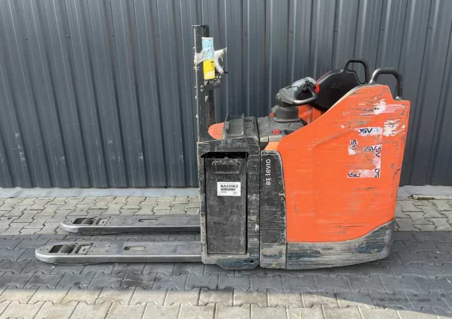 BT LPE200 - شاحنة نقل الطبالي: صورة 2 BT LPE200 - شاحنة نقل الطبالي: صورة 2