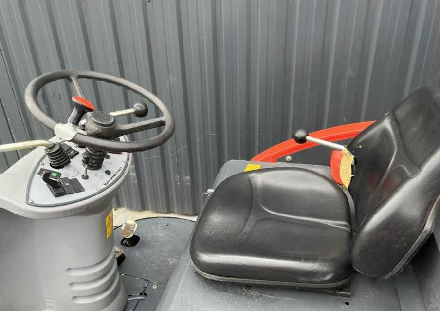 كناسة المناطق الصناعية Hako Jonas 1200V: صورة 6
