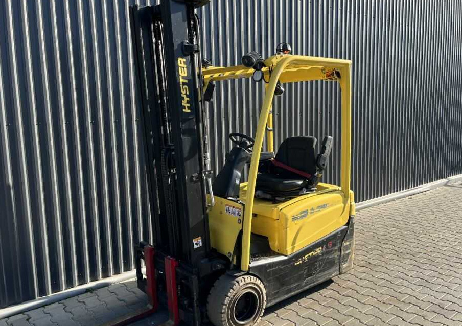 Hyster J1.6XNT - رافعة شوكية كهربائية: صورة 1 Hyster J1.6XNT - رافعة شوكية كهربائية: صورة 1