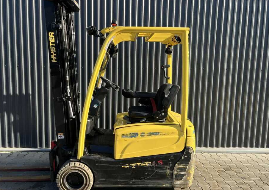 Hyster J1.6XNT - رافعة شوكية كهربائية: صورة 2 Hyster J1.6XNT - رافعة شوكية كهربائية: صورة 2