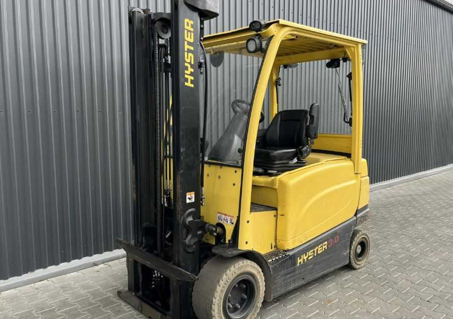 Hyster J3.0XN - رافعة شوكية كهربائية: صورة 1 Hyster J3.0XN - رافعة شوكية كهربائية: صورة 1