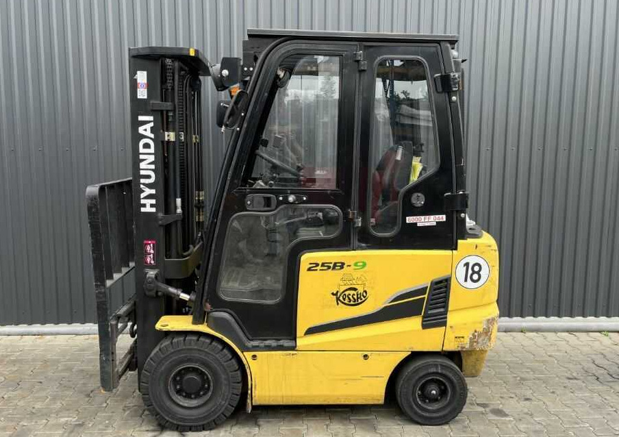 Hyundai 25B-9 - رافعة شوكية كهربائية: صورة 2 Hyundai 25B-9 - رافعة شوكية كهربائية: صورة 2