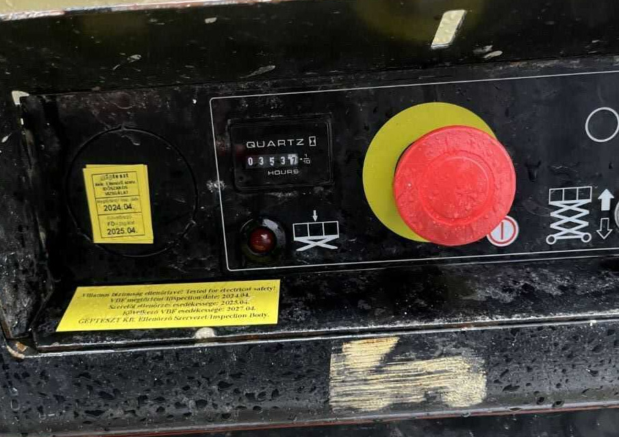 JLG 4045R - مرفاع مقصي: صورة 5 JLG 4045R - مرفاع مقصي: صورة 5