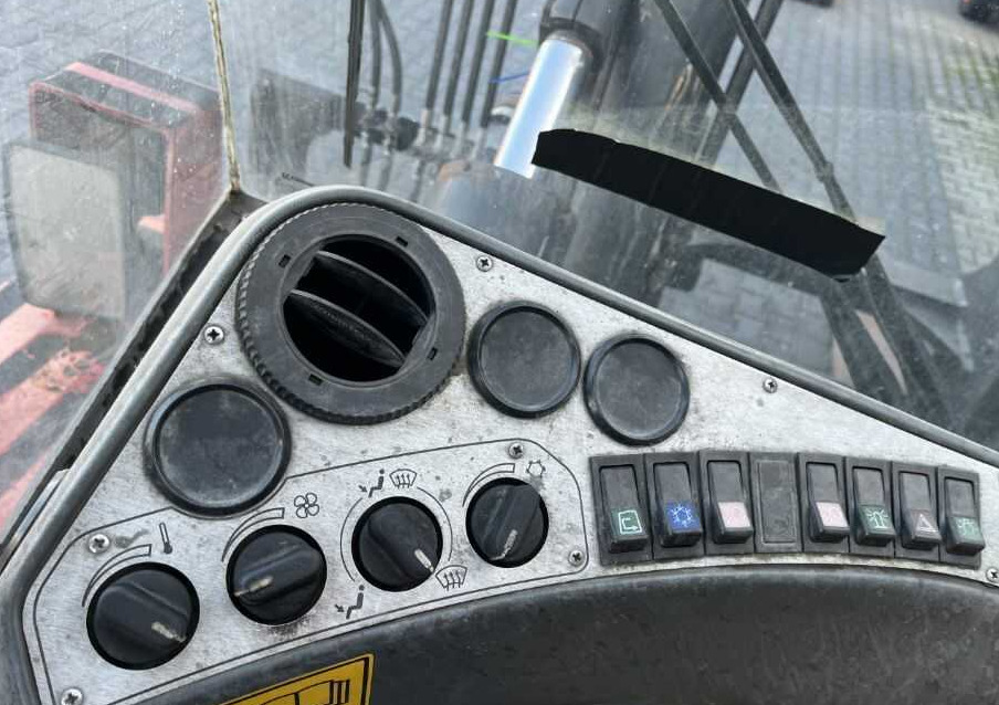 Kalmar DCE120-12 - رافعة شوكية ديزل: صورة 5 Kalmar DCE120-12 - رافعة شوكية ديزل: صورة 5