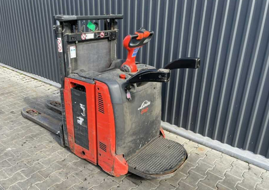 Linde D12AP - آلة تكديس: صورة 3 Linde D12AP - آلة تكديس: صورة 3