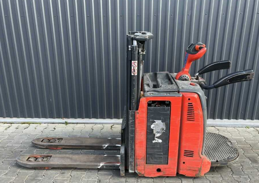 Linde D12AP - آلة تكديس: صورة 2 Linde D12AP - آلة تكديس: صورة 2