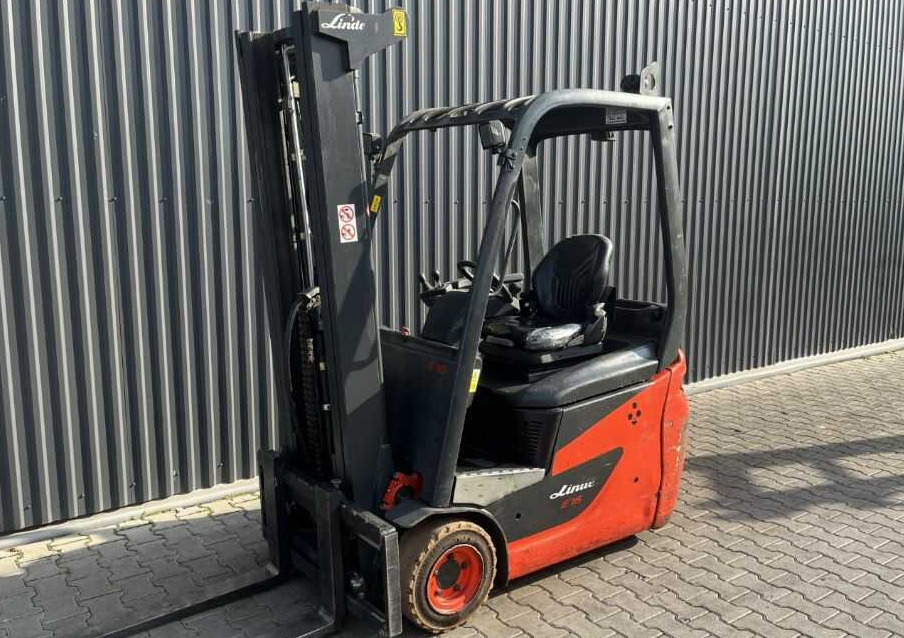 Linde E16C - رافعة شوكية كهربائية: صورة 1 Linde E16C - رافعة شوكية كهربائية: صورة 1