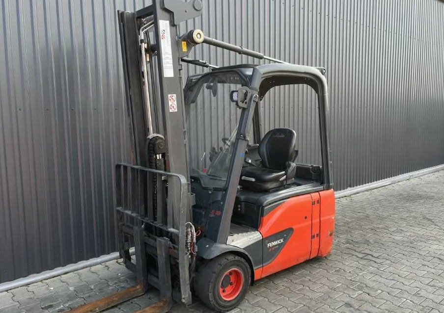 Linde E18-02 - رافعة شوكية كهربائية: صورة 1 Linde E18-02 - رافعة شوكية كهربائية: صورة 1